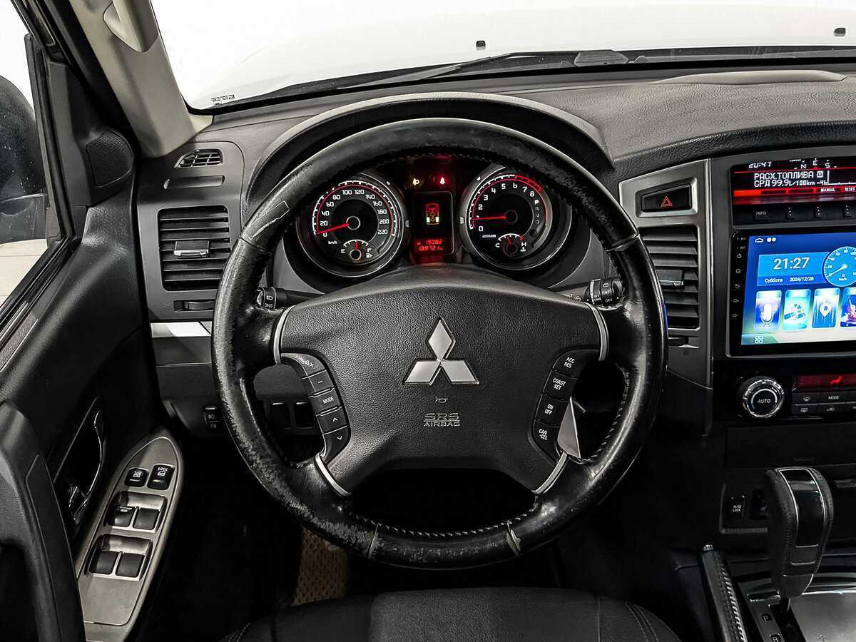 Купить Mitsubishi Pajero с пробегом. Фото: #20