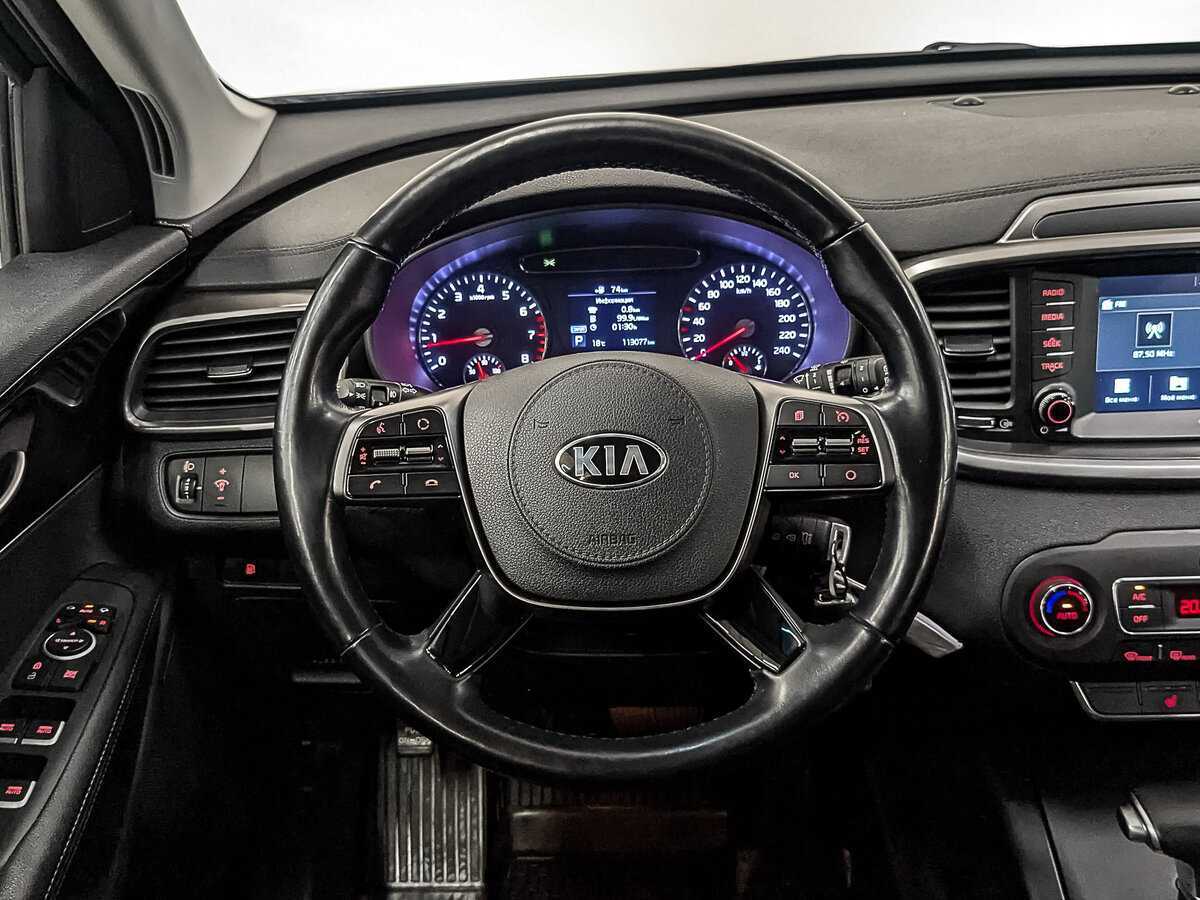 Купить Kia Sorento с пробегом. Фото: #21