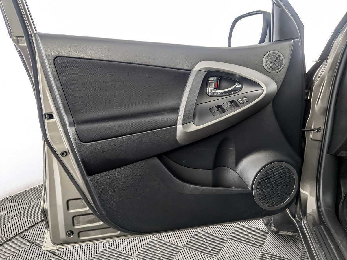 Продажа Б/У Тойота Рав4. Фото: #18