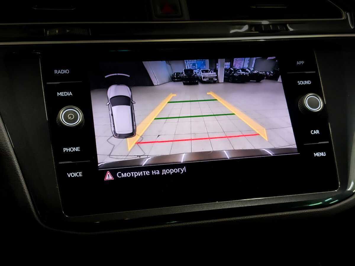 Купить Volkswagen Tiguan с пробегом. Фото: #25