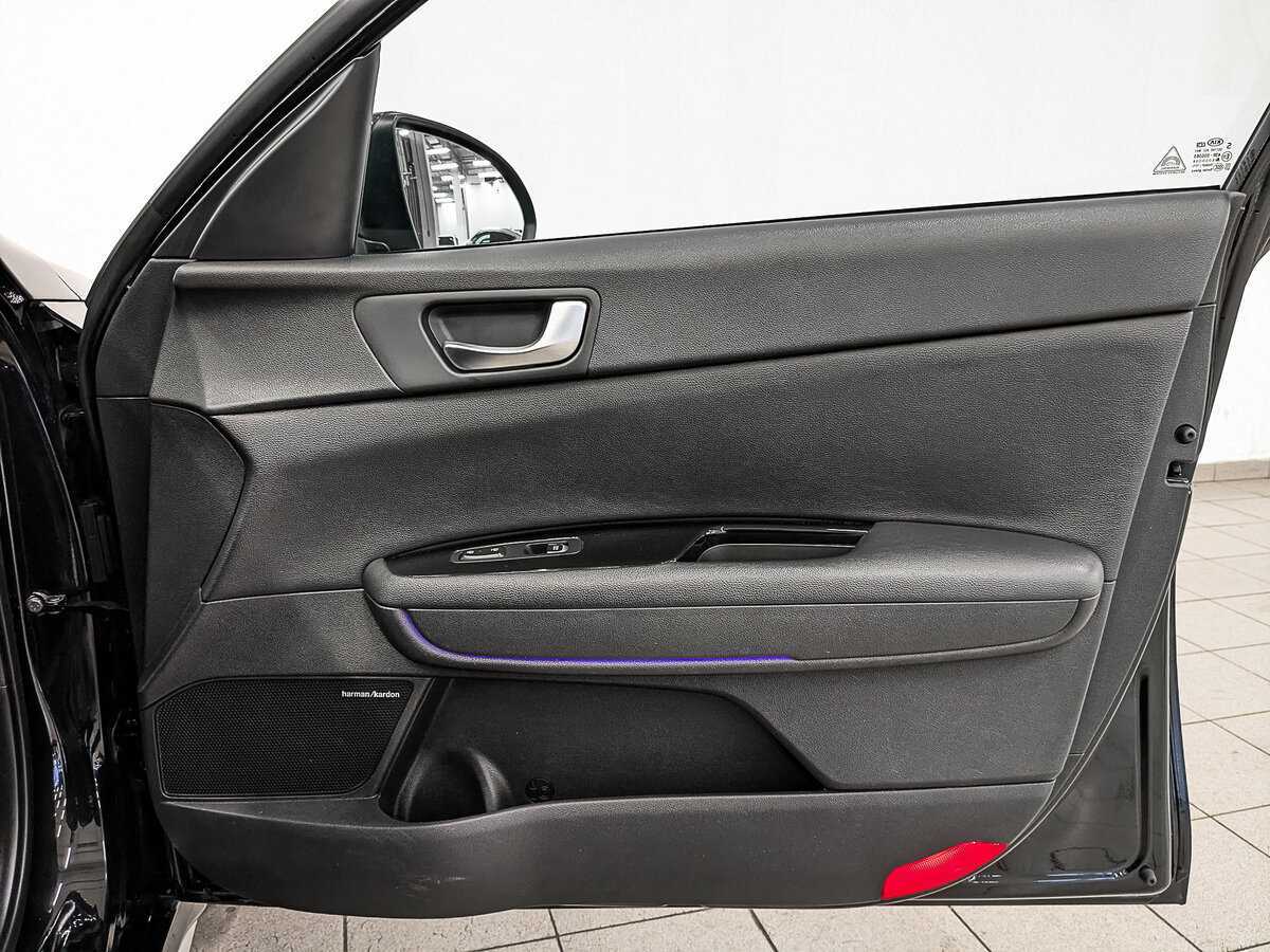 Купить Kia Optima с пробегом. Фото: #24