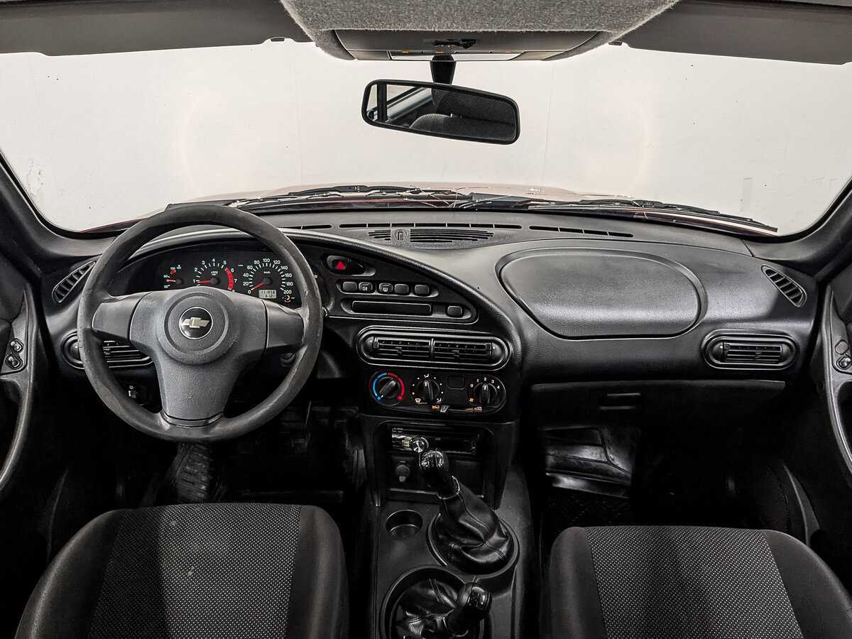 Купить Chevrolet Niva с пробегом. Фото: #12