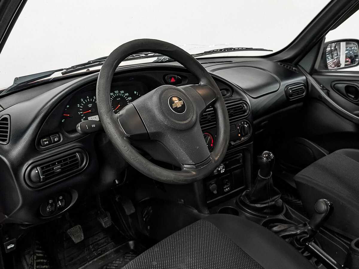 Купить Chevrolet Niva с пробегом. Фото: #13