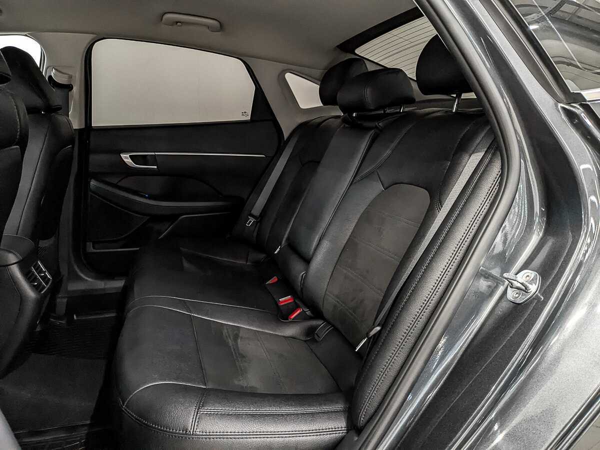Купить Hyundai Sonata с пробегом. Фото: #17
