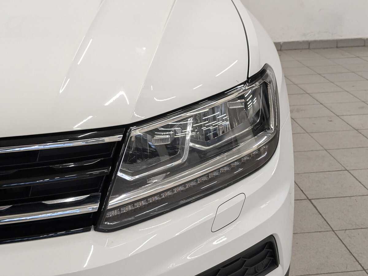 Купить Volkswagen Tiguan с пробегом. Фото: #10