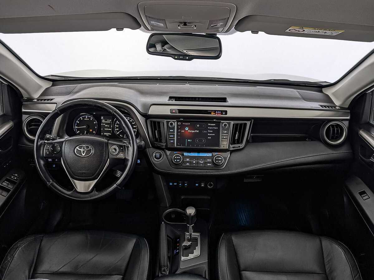 Купить Toyota RAV4 с пробегом. Фото: #11