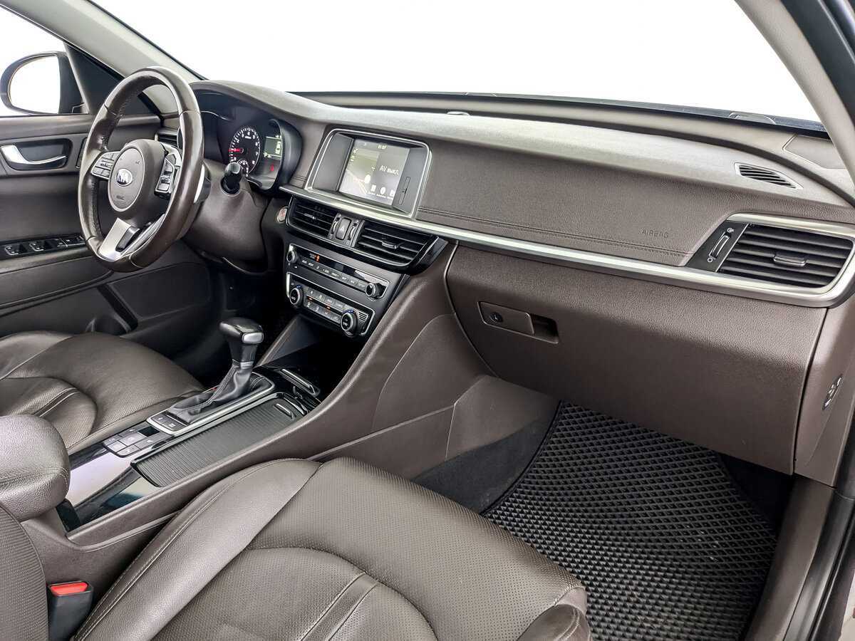 Купить Kia Optima с пробегом. Фото: #10