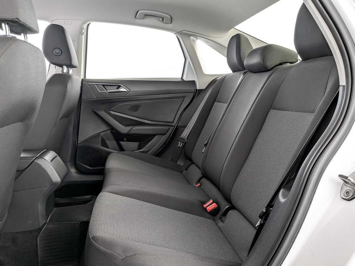 Купить Volkswagen Jetta с пробегом. Фото: #11