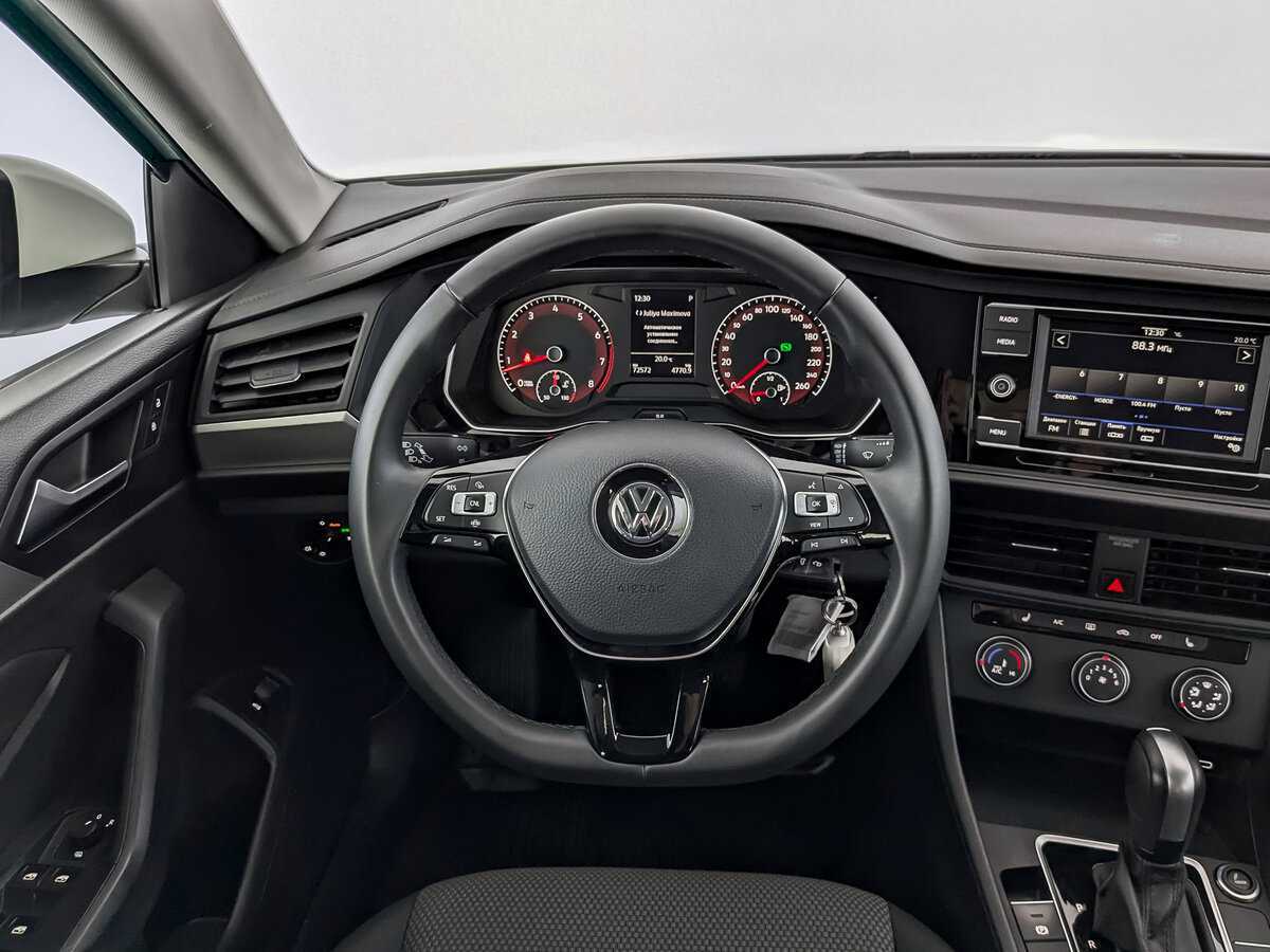 Купить Volkswagen Jetta с пробегом. Фото: #20