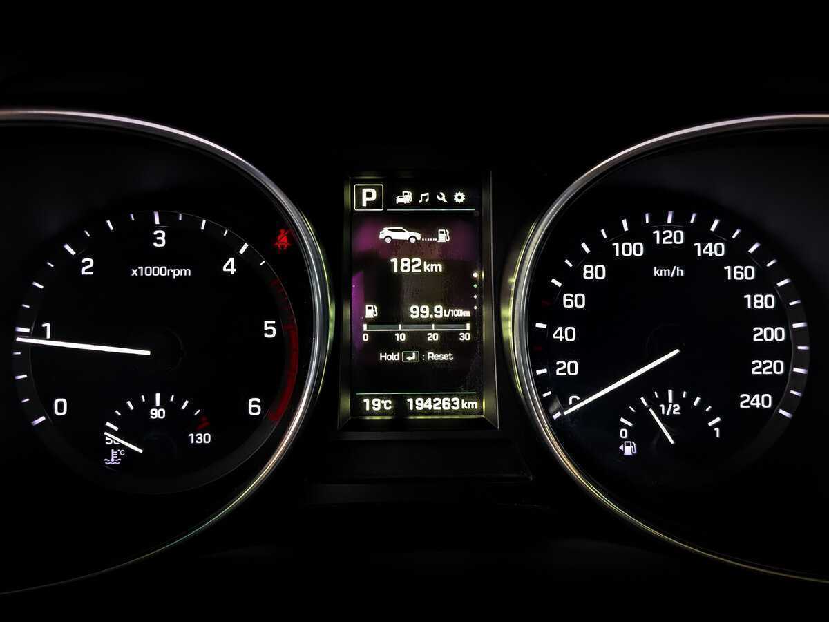 Купить Hyundai Santa Fe с пробегом. Фото: #12