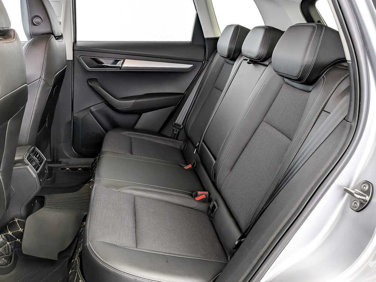 Купить Skoda Karoq с пробегом. Фото: #11