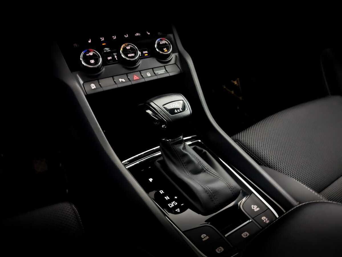 Купить Skoda Karoq с пробегом. Фото: #24