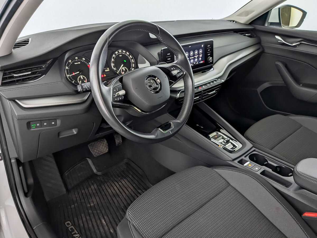 Купить Skoda Octavia с пробегом. Фото: #15