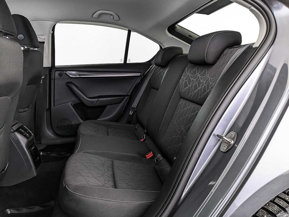 Купить Skoda Octavia с пробегом. Фото: #17