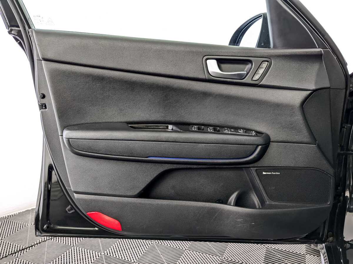 Купить Kia Optima с пробегом. Фото: #18