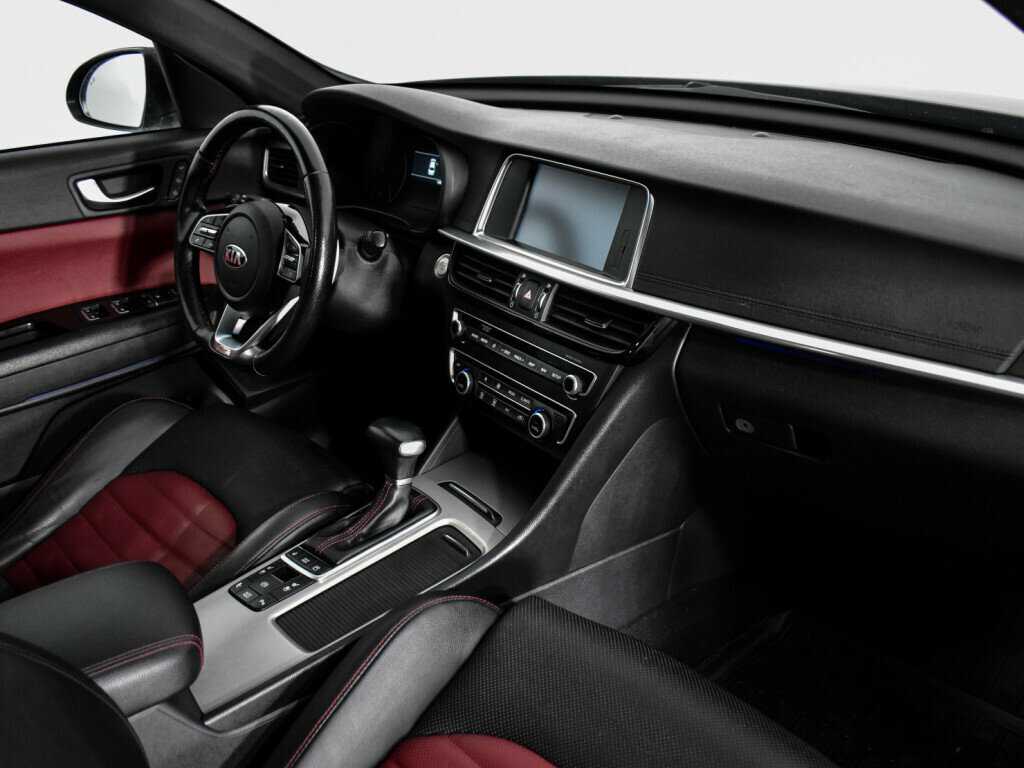 Купить Kia Optima с пробегом. Фото: #12