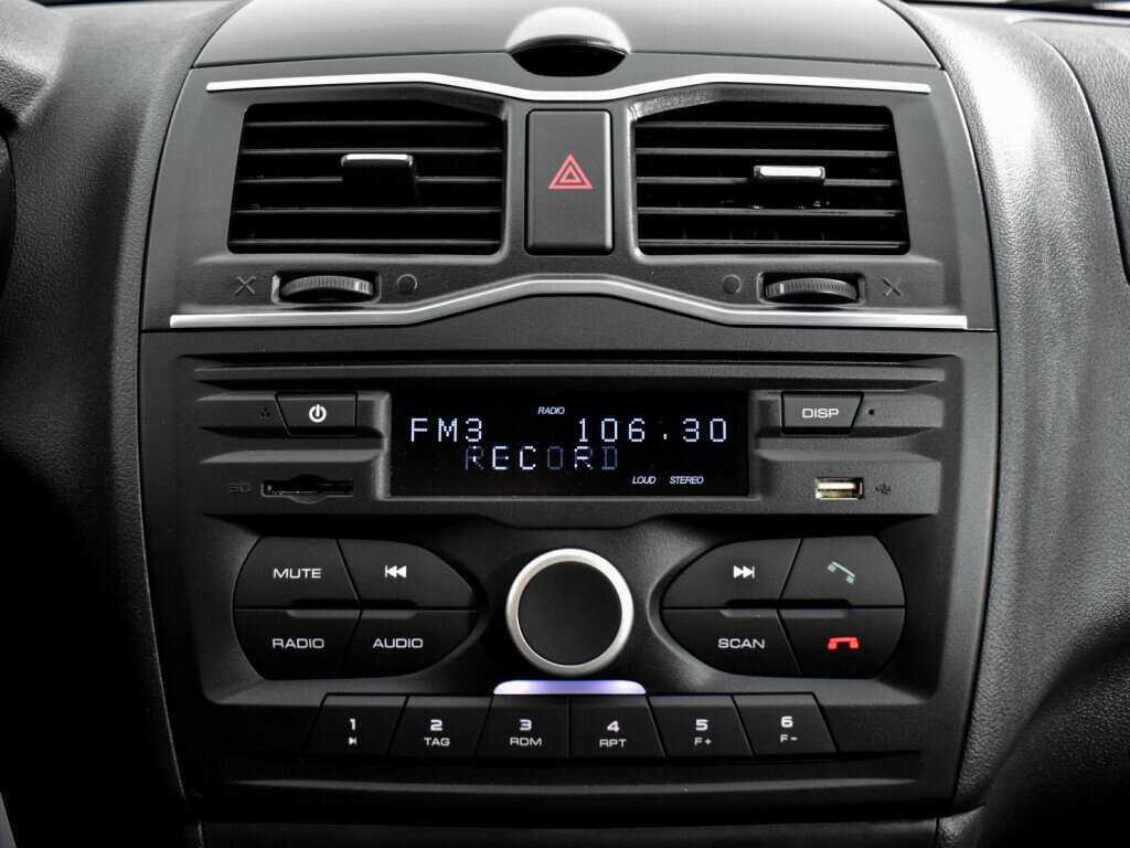 Купить Lada (ВАЗ) Granta с пробегом. Фото: #12