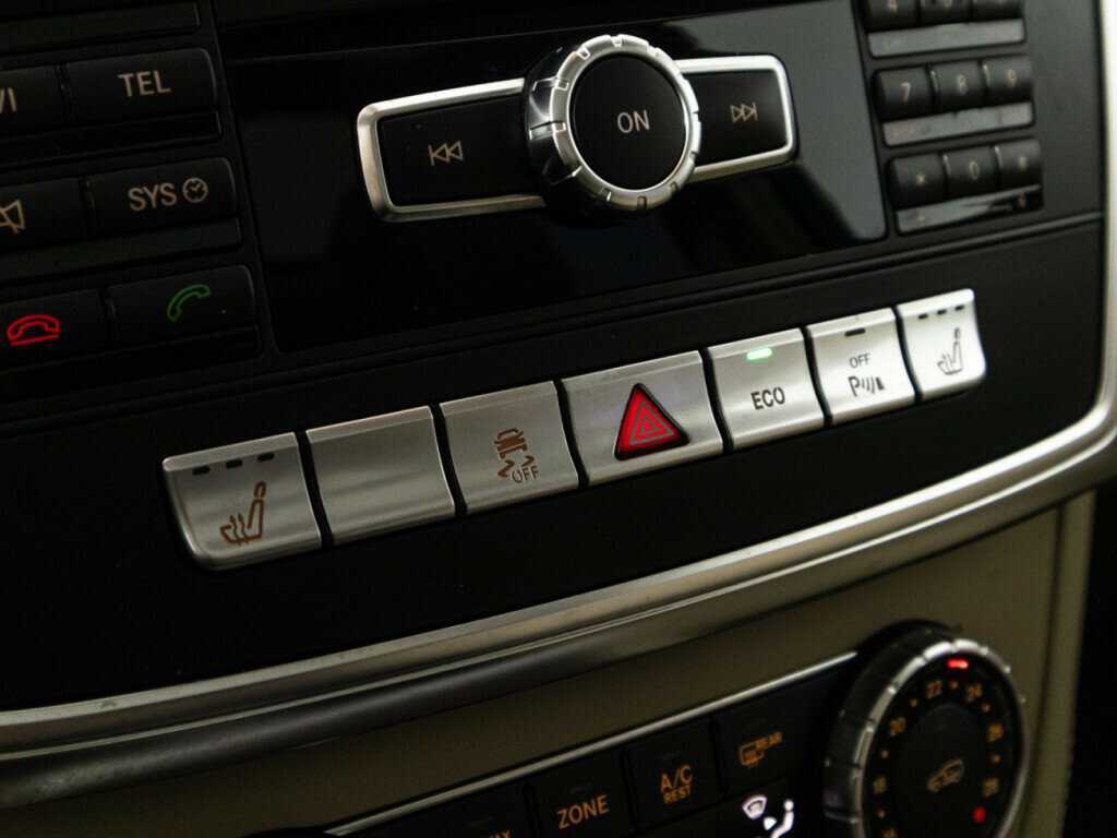 Купить Mercedes-Benz M-Класс с пробегом. Фото: #16