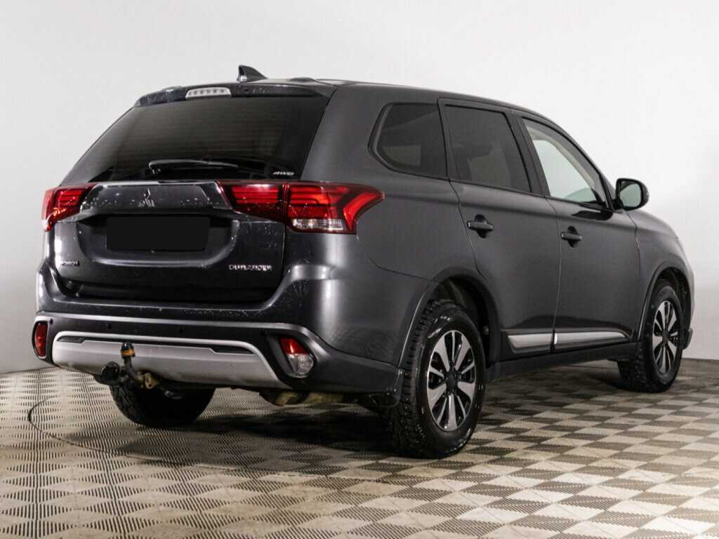 Купить Mitsubishi Outlander с пробегом. Фото: #4