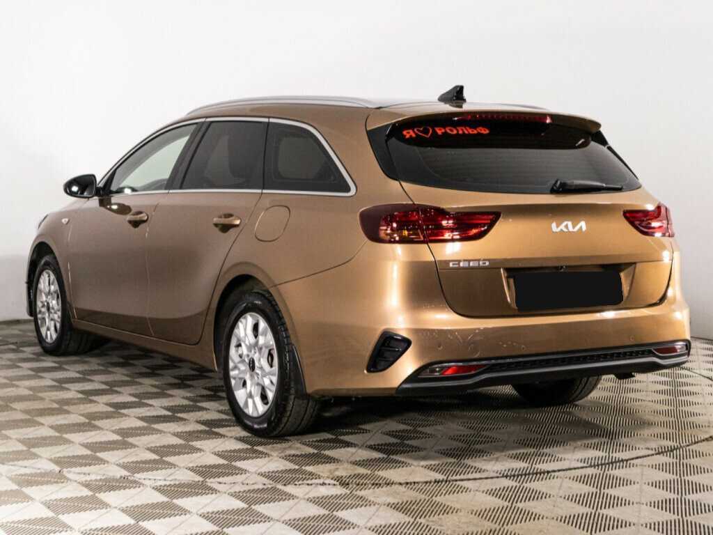 Купить Kia Ceed с пробегом. Фото: #6