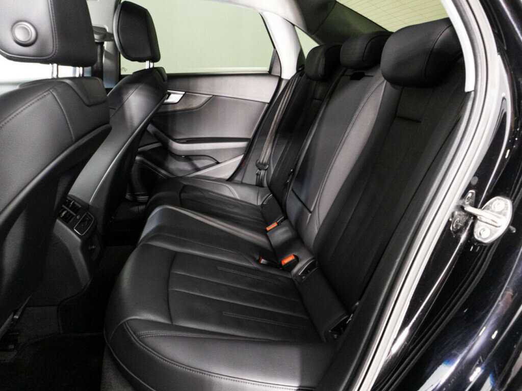 Купить Audi A4 с пробегом. Фото: #9