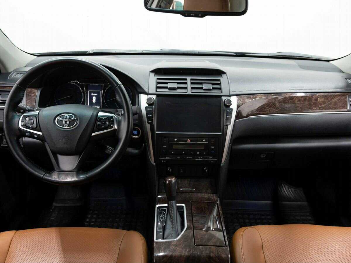 Купить Toyota Camry с пробегом. Фото: #10