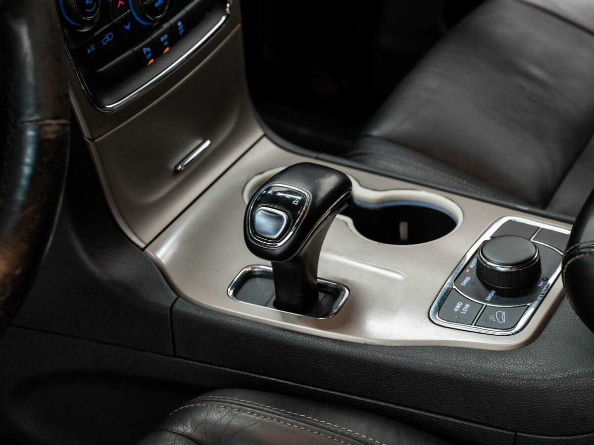 Купить Jeep Grand Cherokee с пробегом. Фото: #18