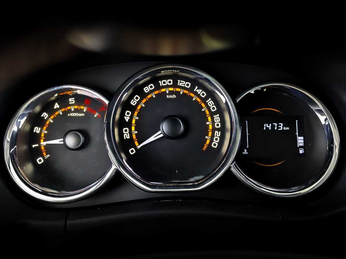 Купить Lada (ВАЗ) Largus с пробегом. Фото: #12