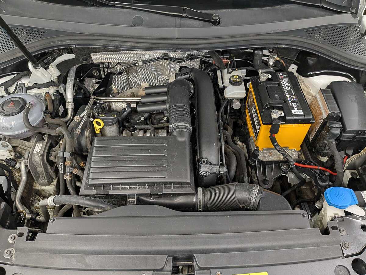 Купить Volkswagen Tiguan с пробегом. Фото: #8