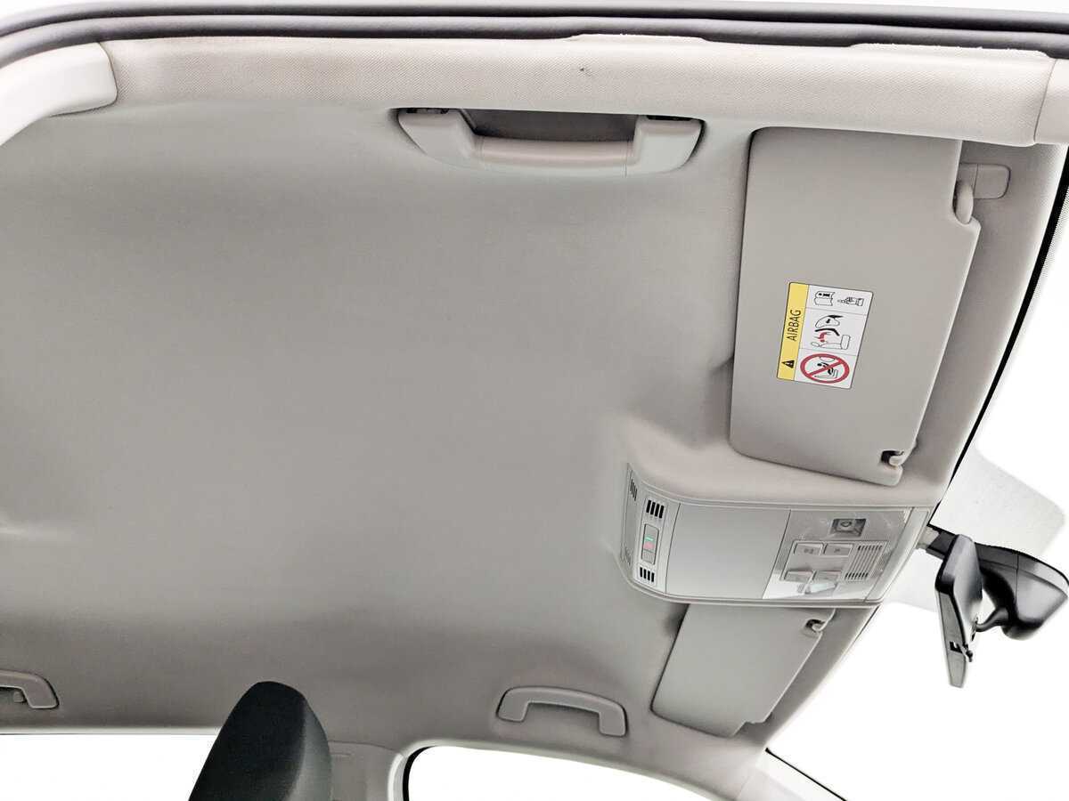 Купить Volkswagen Tiguan с пробегом. Фото: #21