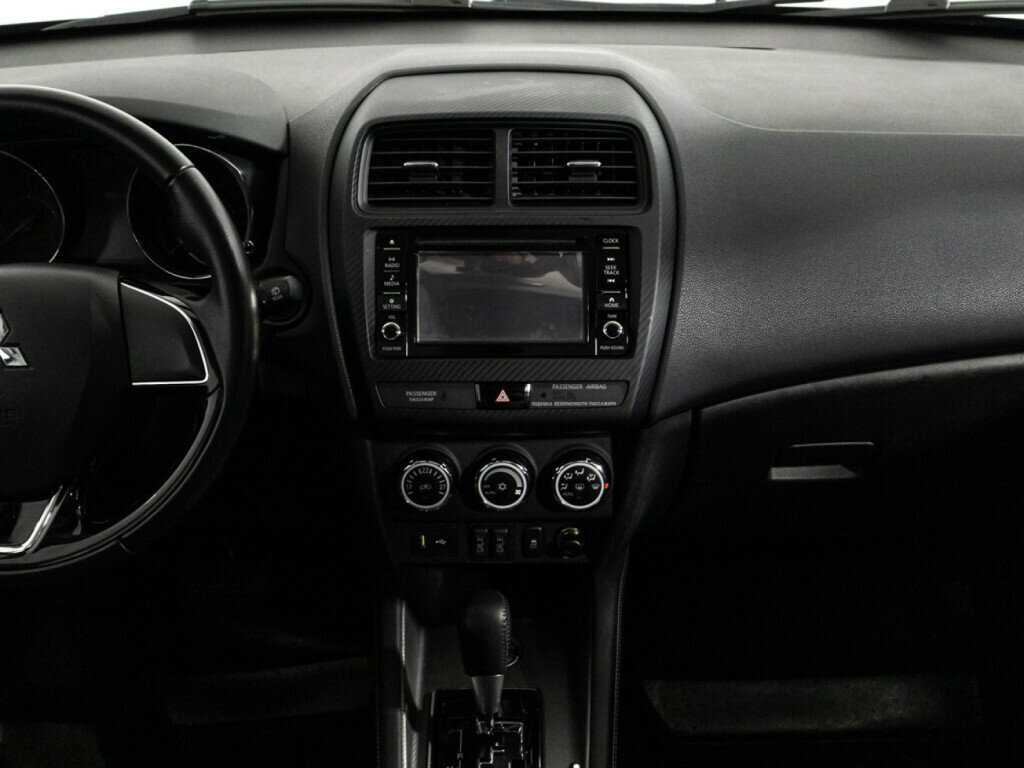Купить Mitsubishi ASX с пробегом. Фото: #13