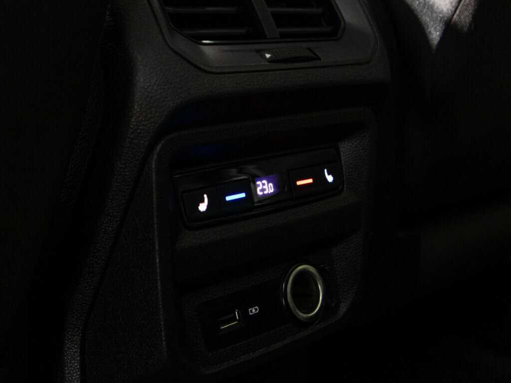 Купить Volkswagen Tiguan с пробегом. Фото: #20