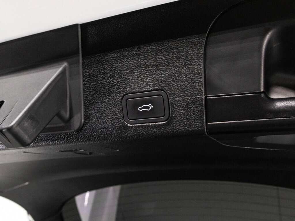 Купить Geely Tugella с пробегом. Фото: #14