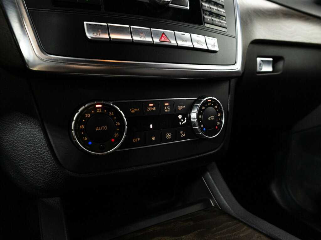 Купить Mercedes-Benz M-Класс с пробегом. Фото: #13