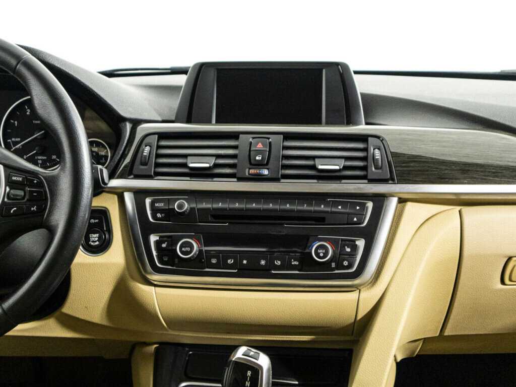 Купить BMW 3 серии с пробегом. Фото: #13