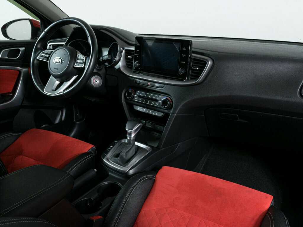 Купить Kia Ceed с пробегом. Фото: #7