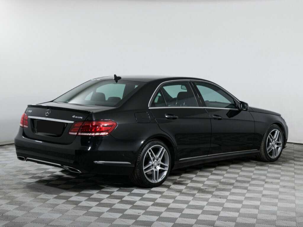 Купить Mercedes-Benz E-Класс с пробегом. Фото: #3