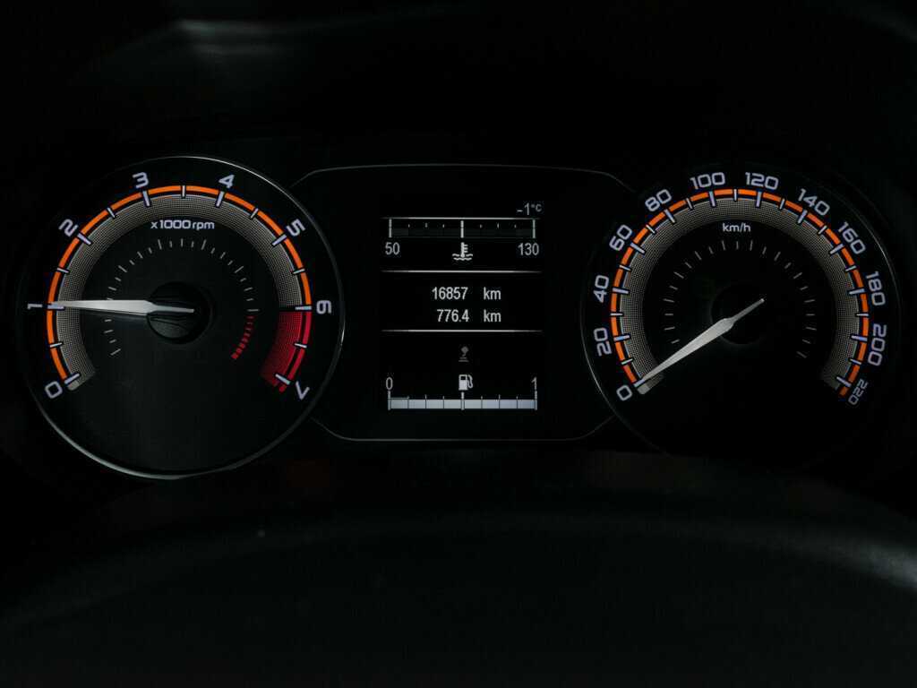 Купить Lada (ВАЗ) Vesta с пробегом. Фото: #10