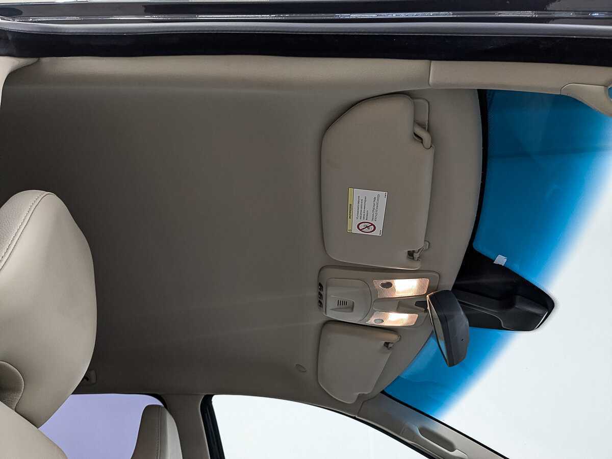 Купить Volvo XC90 с пробегом. Фото: #20