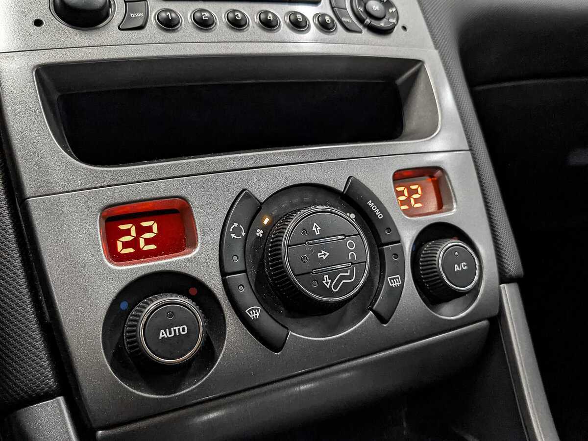 Продажа Б/У Пежо 308. Фото: #22