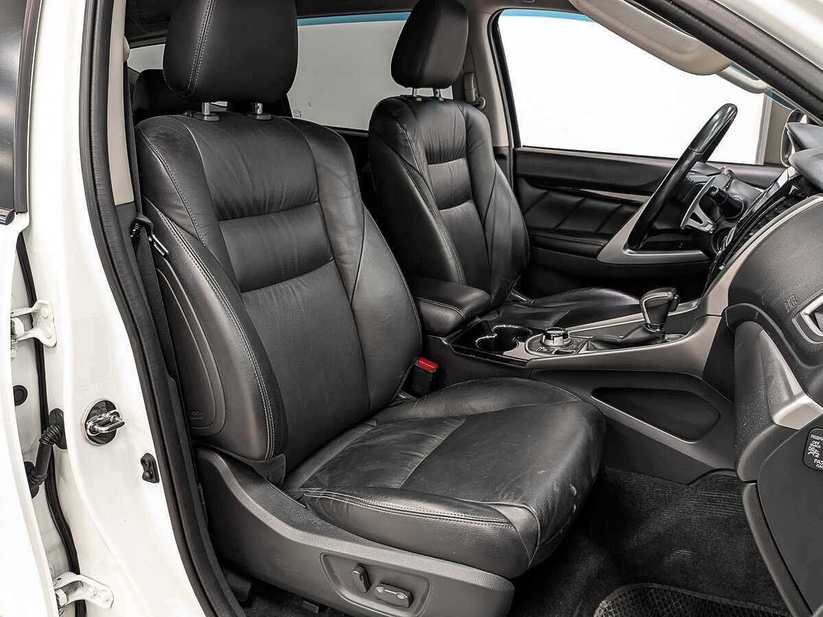 Купить Mitsubishi Pajero Sport с пробегом. Фото: #20