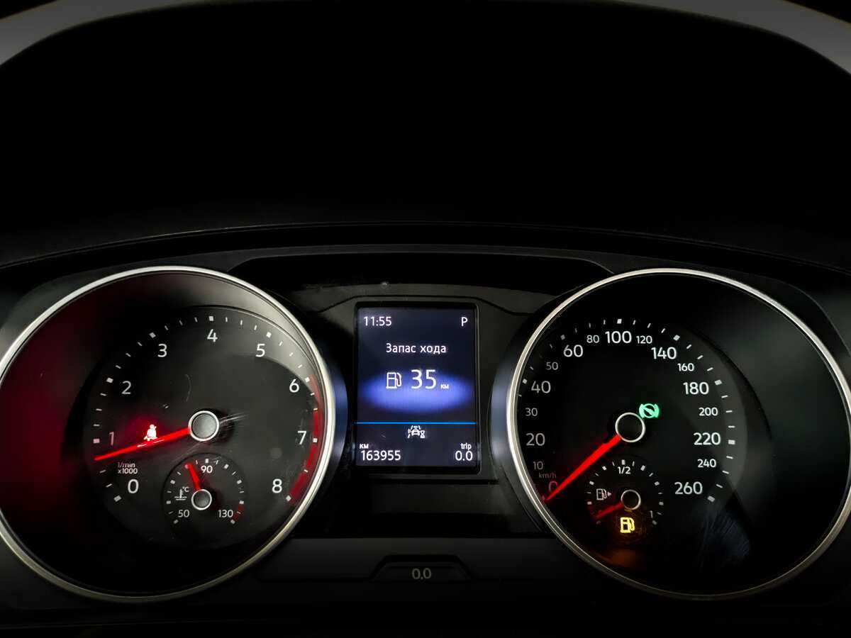 Купить Volkswagen Tiguan с пробегом. Фото: #11