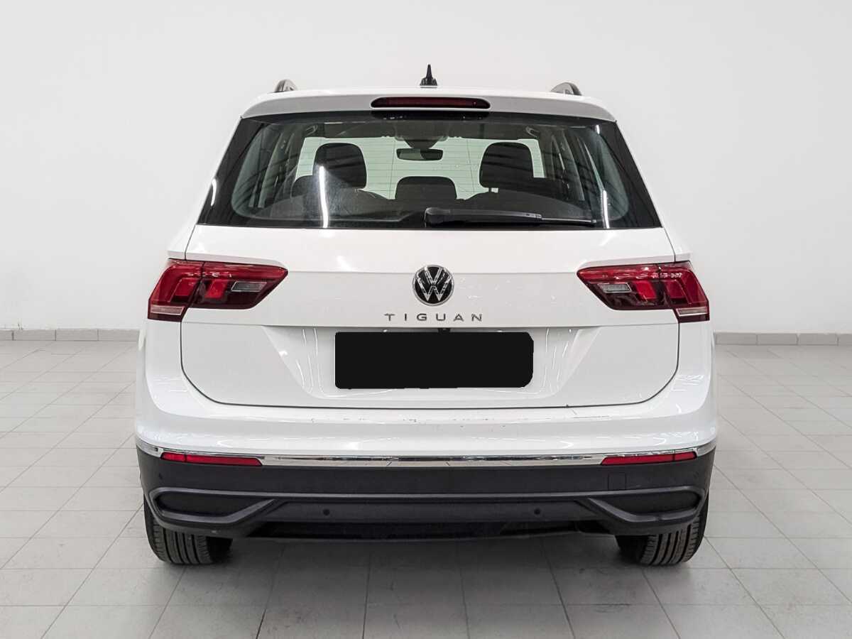 Купить Volkswagen Tiguan с пробегом. Фото: #5