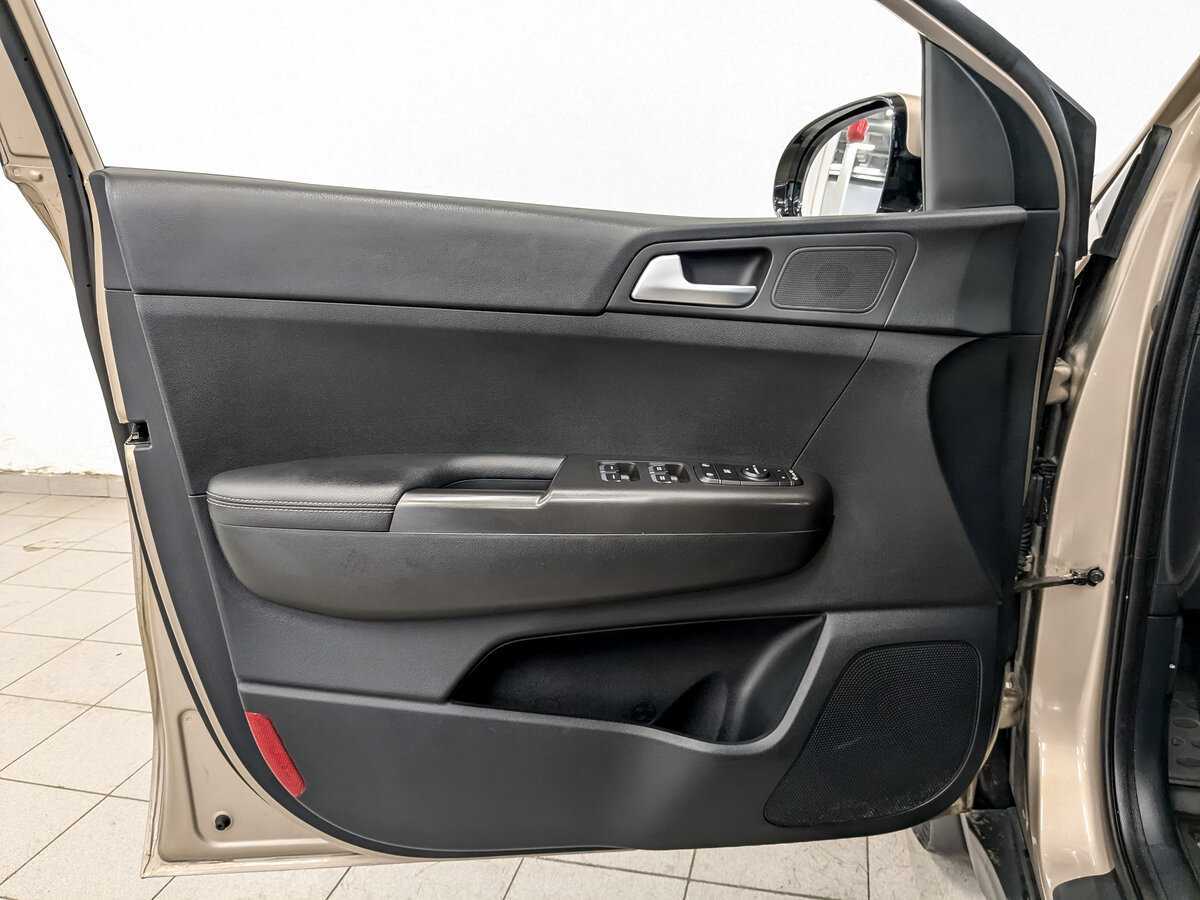 Купить Kia Sportage с пробегом. Фото: #16