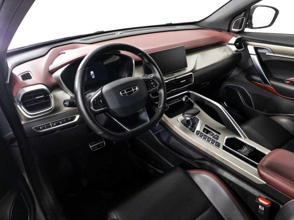 Купить Geely Coolray с пробегом. Фото: #10