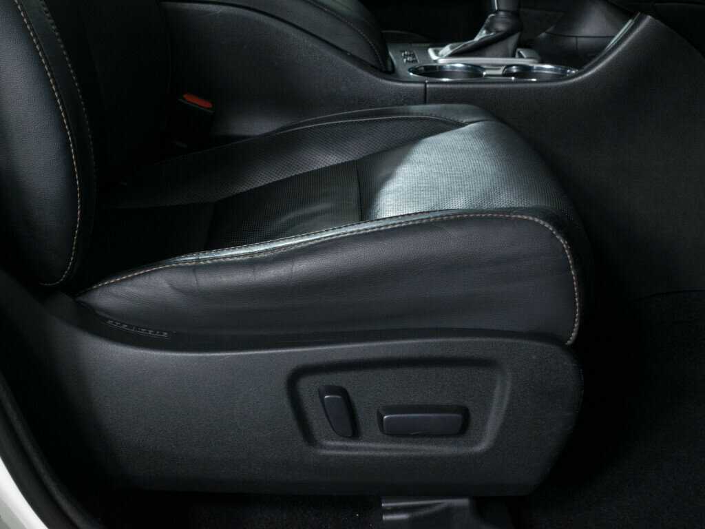 Купить Toyota Highlander с пробегом. Фото: #15