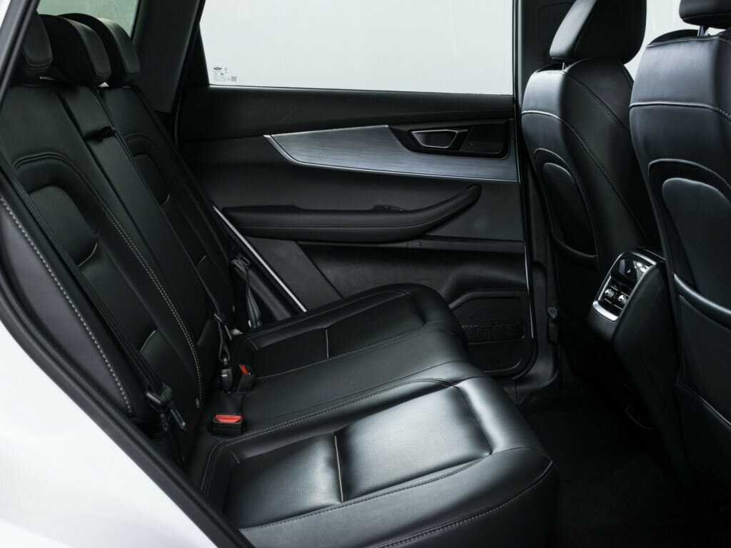 Купить Chery Tiggo 7 Pro Max с пробегом. Фото: #10