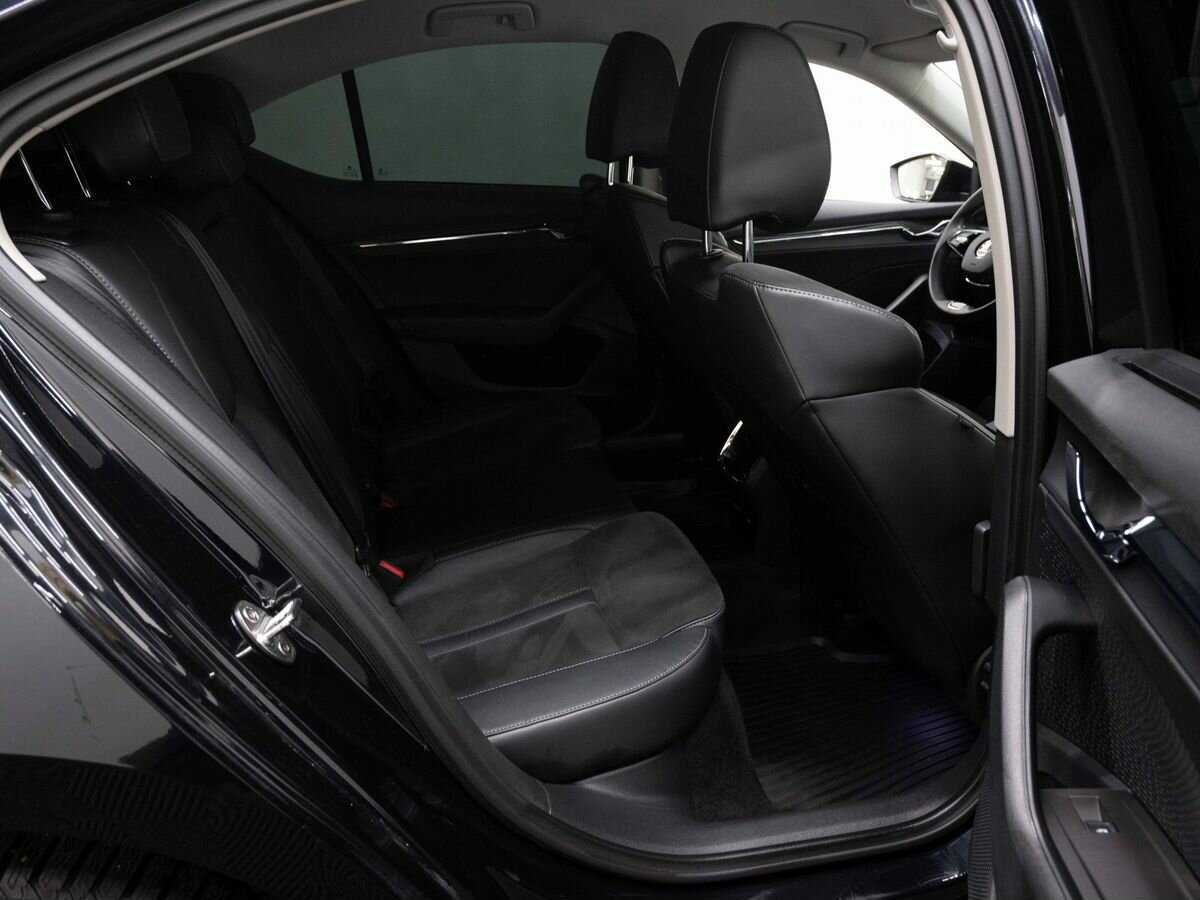 Купить Skoda Octavia с пробегом. Фото: #9