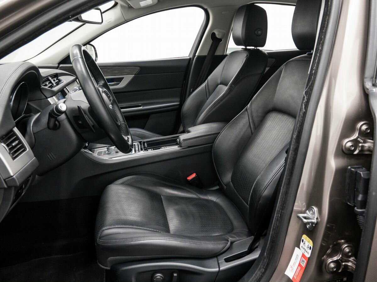Купить Jaguar XF с пробегом. Фото: #14