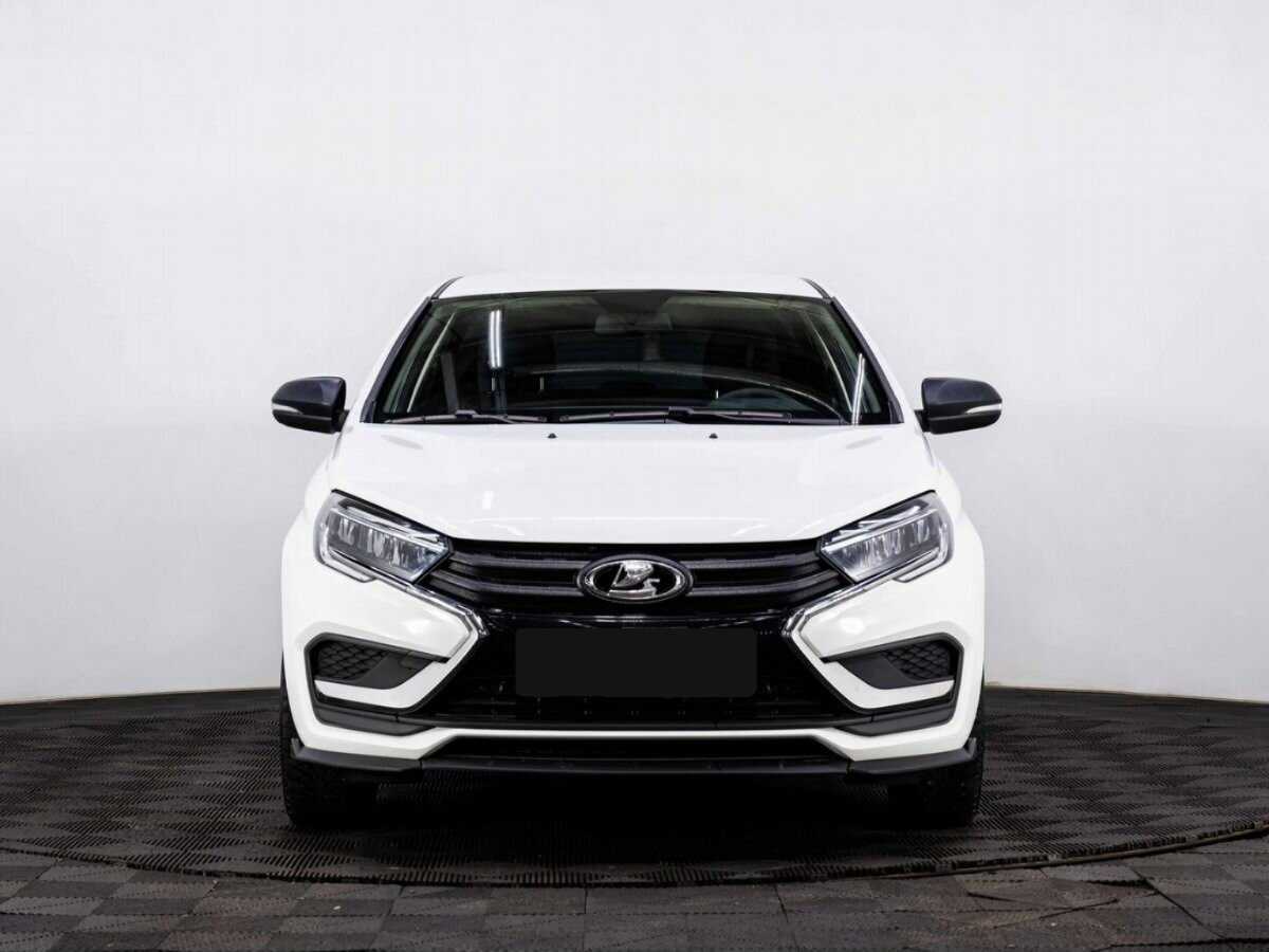 Купить Lada (ВАЗ) Vesta с пробегом. Фото: #1